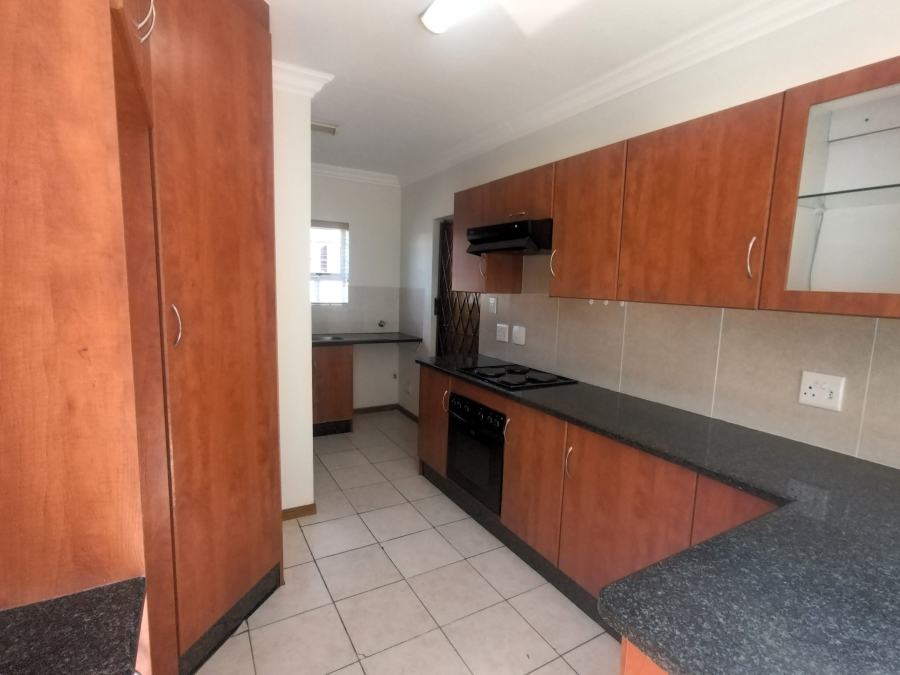 5 Bedroom Property for Sale in Wavecrest Eastern Cape